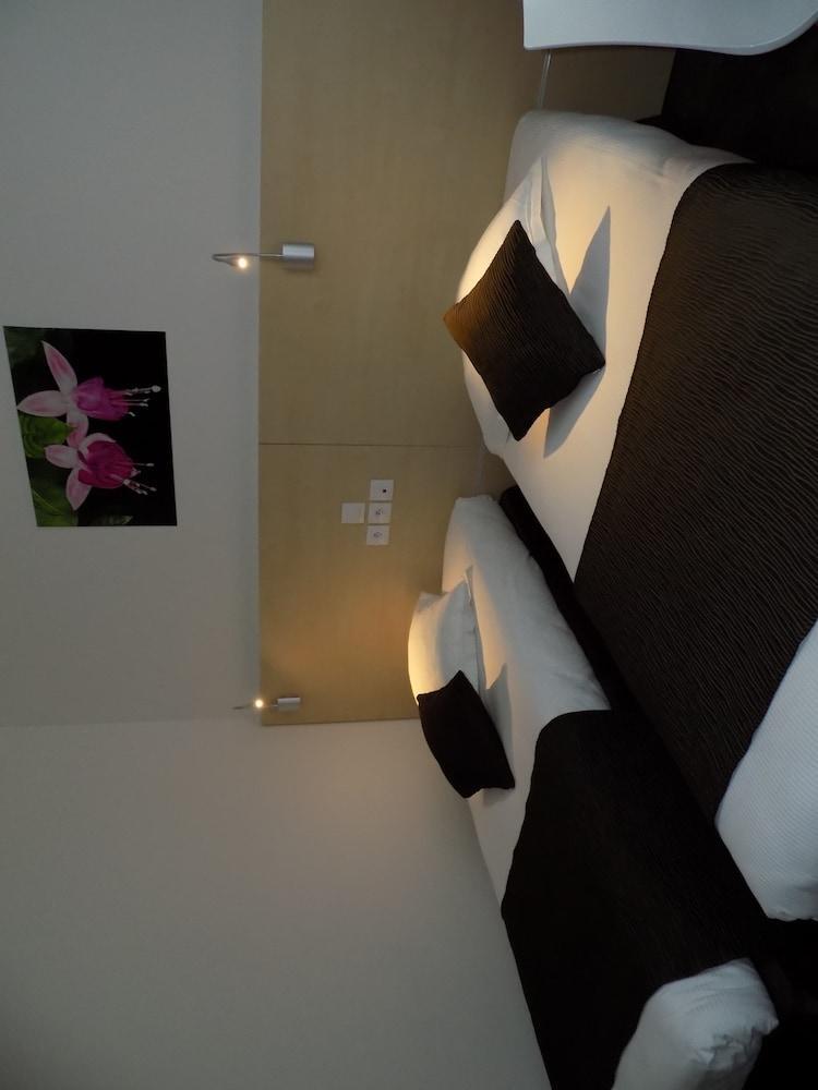 B&B Home Paris Mairie De Saint-Ouen Экстерьер фото